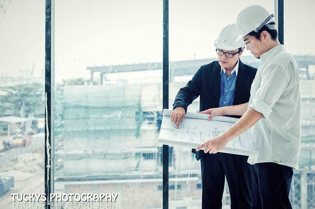 lifestyle Industrial portrait of architect at construction site,Singapore Industrial photography | professional corporate photographer | portraits photography | headshot photographer