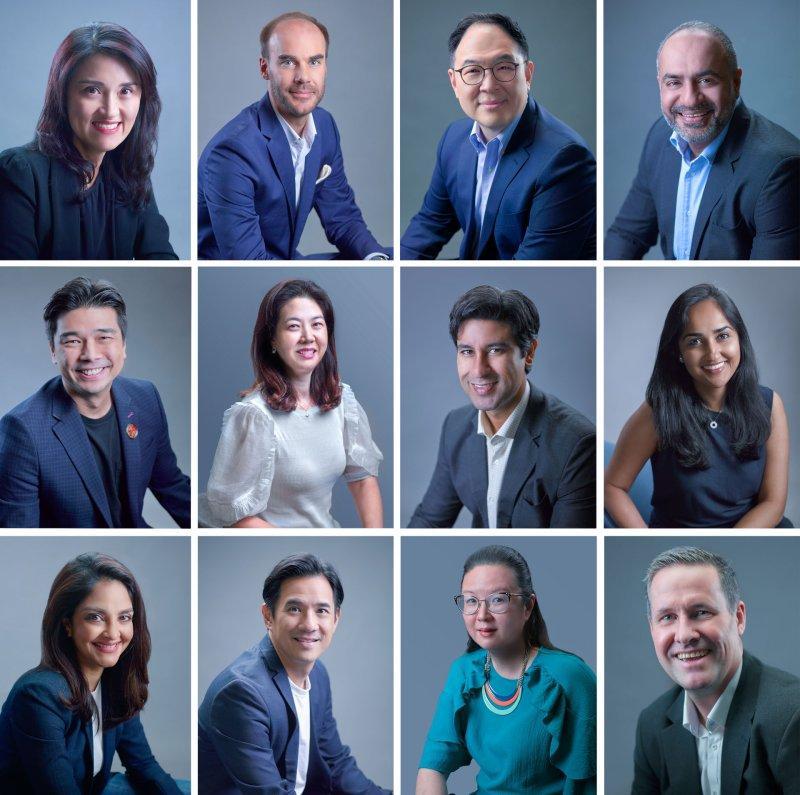 Singapore Corporate Studio portrait photography by Professional studio headshot photographer, specializing in corporate headshot, corporate photography and corporate events photography.
