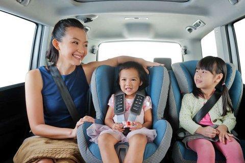 Commercial portrait photography for child safety on location with studio lighting Advertisement for Child seat — corporate portrait photographer singapore